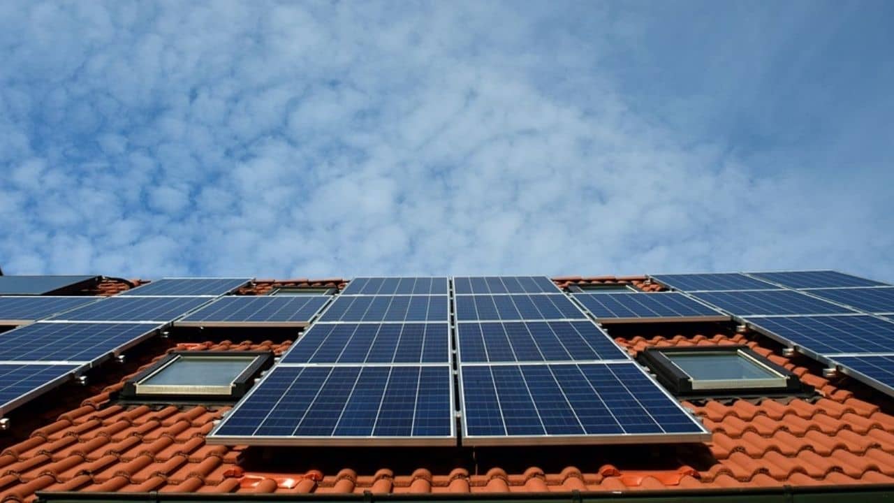 Los paneles solares aumentan el valor de la vivienda